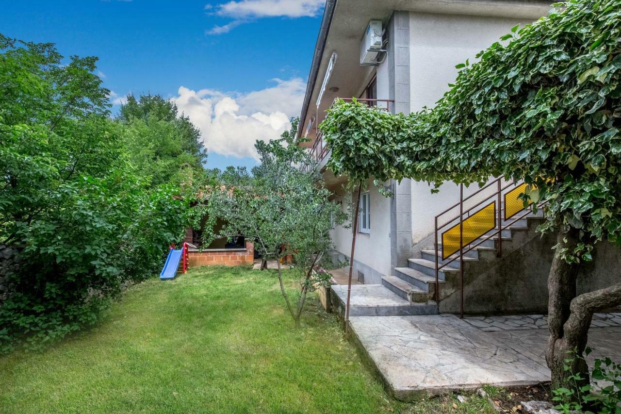 Apartman Lucia Rijeka Exteriör bild