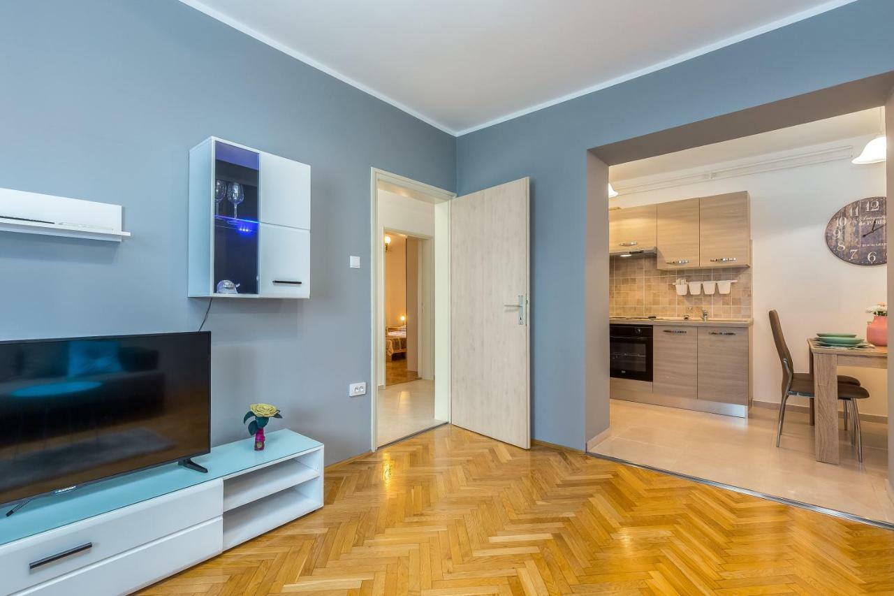 Apartman Lucia Rijeka Exteriör bild