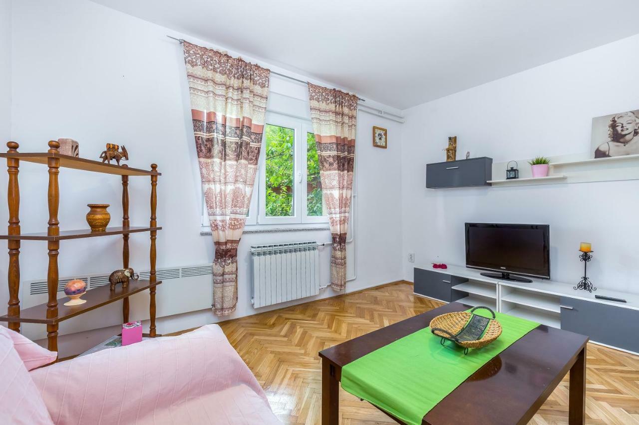 Apartman Lucia Rijeka Exteriör bild