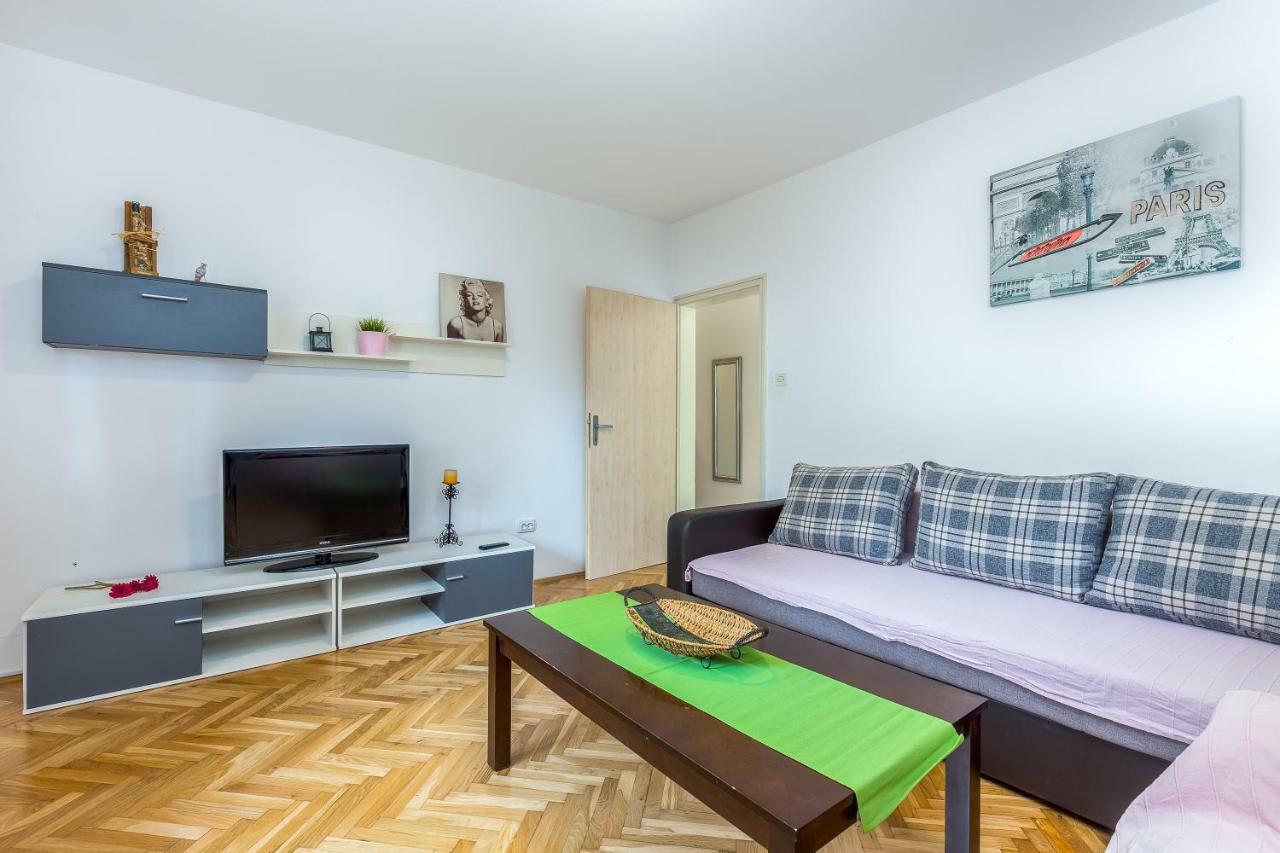 Apartman Lucia Rijeka Exteriör bild